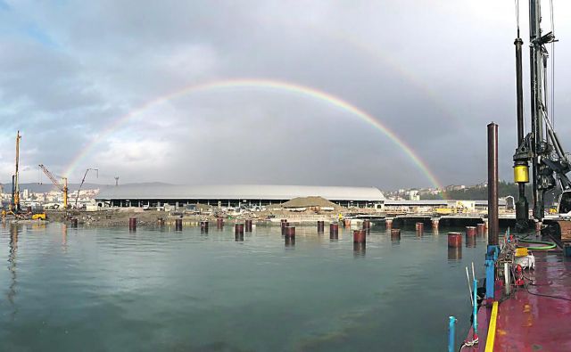 Logistična platforma je že več kot polovico zgrajena. Foto Arhiv Luka Trst