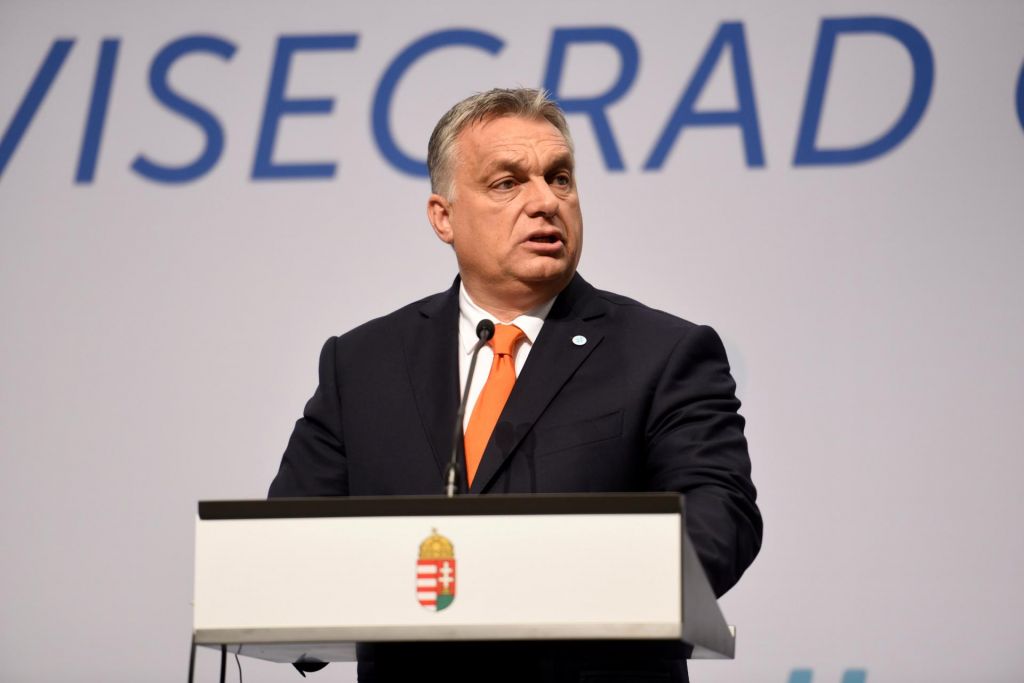 Vse manj manevrskega prostora za Orbána