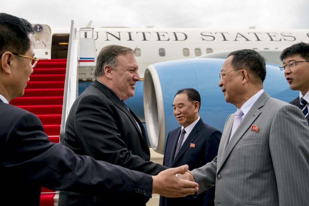 Pompeo v Pjongjang po konkretne zaveze glede razorožitve
