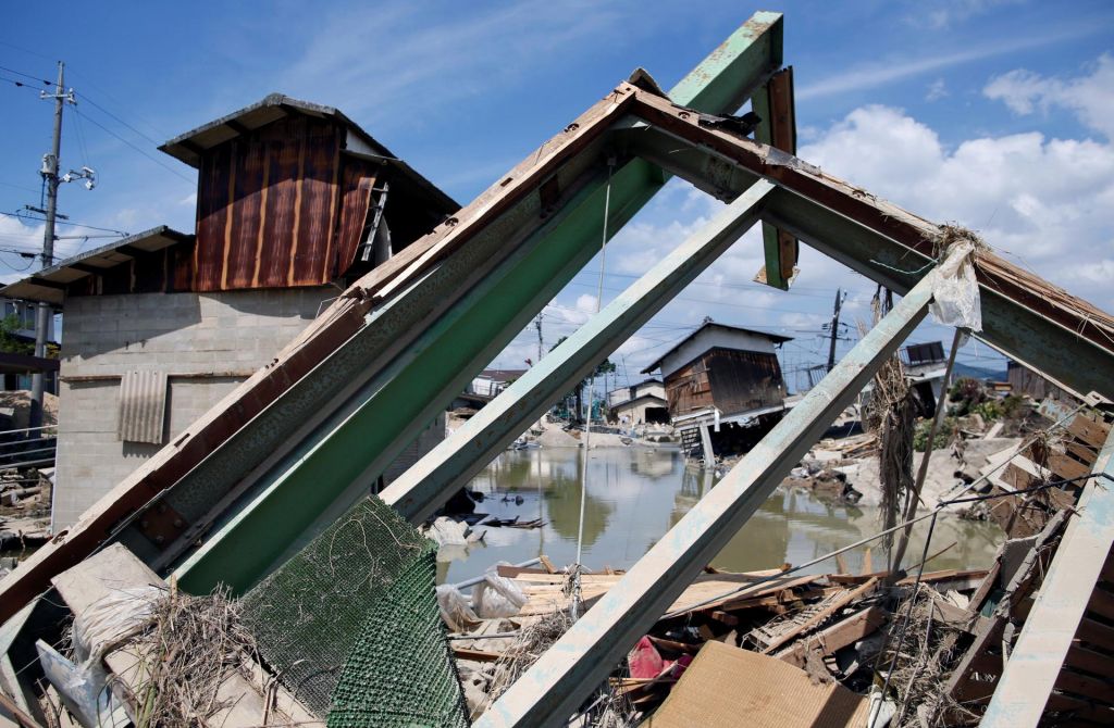 FOTO:Poplave na Japonskem vzele več kot 150 življenj