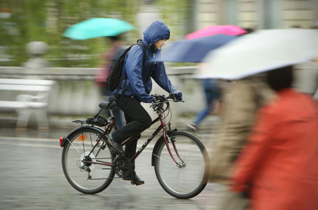 Temperature se bodo spustile krepko pod 20 stopinj Celzija, najvišje vrhove bo pobelil sneg