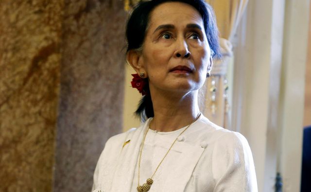 Nobelovka Aung San Su Či je podprla zaporno kazen za Reutersova novinarja. FOTO: Ngujen Huj Kam/Reuters