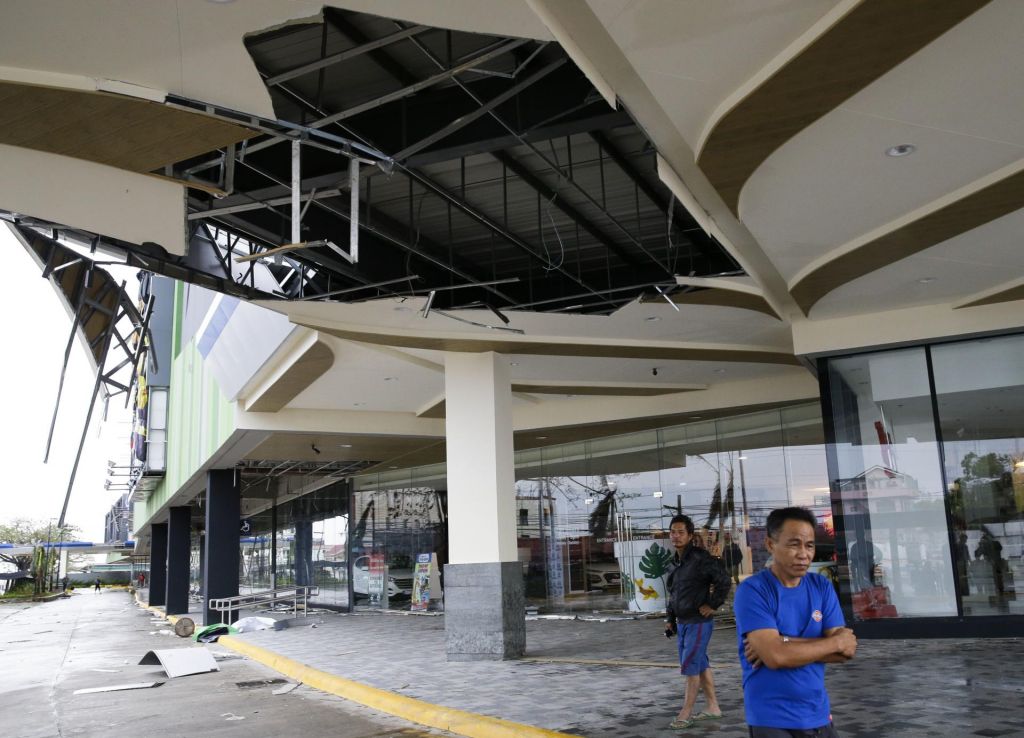 FOTO:Filipini zrejo v uničenje, ki ga je prinesel tajfun Mangkhut (FOTO)