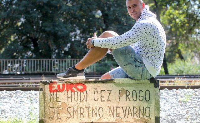 Ljubljančan Haris Aksalič se je v zgodovino vpisal kot prvi slovenski boksar s profesionalno zmago v težki kategoriji. FOTO: Mavric Pivk