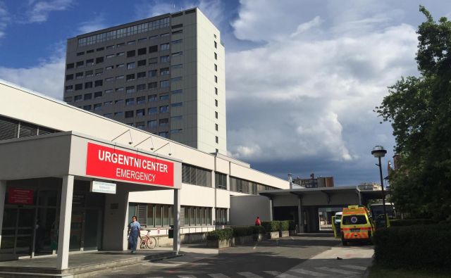 UKC Maribor čaka na odločitev ministrstva glede usode anesteziologov. FOTO Aleš Andlovič