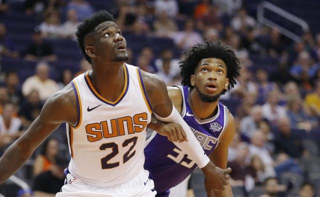 DeAndre Ayton je pokazal, kaj je Phoenix videl v njem. FOTO: AP