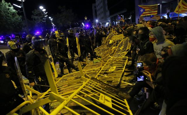 Protest zagovornikov katalonske neodvisnosti v Gironi FOTO: AP