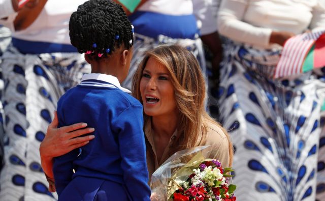 Afrika je Melanii naposled izvabila iskren nasmeh. FOTO: Reuters