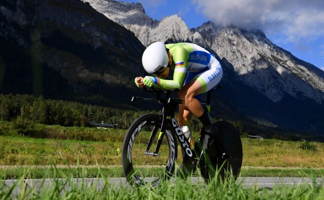 INNSBRUCK, AUSTRIA - SEPTEMBER 24: Izidor Penko of Slovenia / during the Individual Time Trial Men Under 23 a 27,8km race from Wattens to Innsbruck 582m at the 91st UCI Road World Championships 2018 / ITT / RWC / on September 24, 2018 in Innsbruck, Austria. (Photo by Justin Setterfield/Getty Images) Foto Justin Setterfield Getty Images