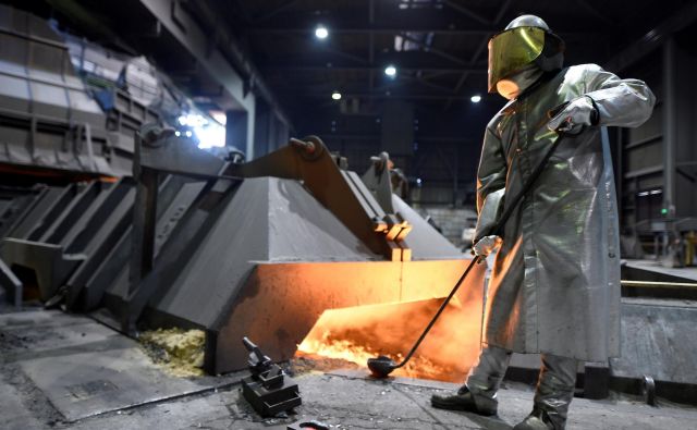 V Evropi je še vedno visoko povpraševanje po nemških izdelkih, a na svetovno izvozno rekorderko vplivajo globalne težave. Foto Reuters