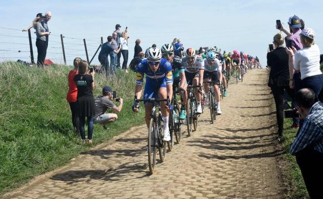 QuickStep je strah in trepet ne le na klasikah, temveč na praktično vsaki dirki, kjer se njihovi kolesarji pojavijo na štartu. FOTO: AFP