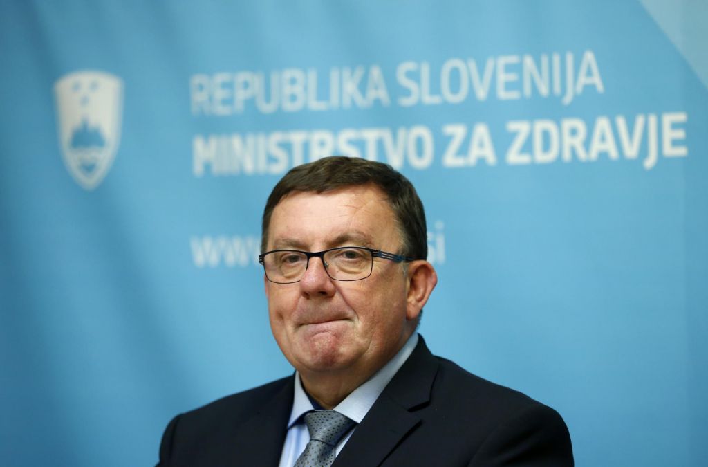 Program otroške kardiokirurgije v rokah ministra Fakina