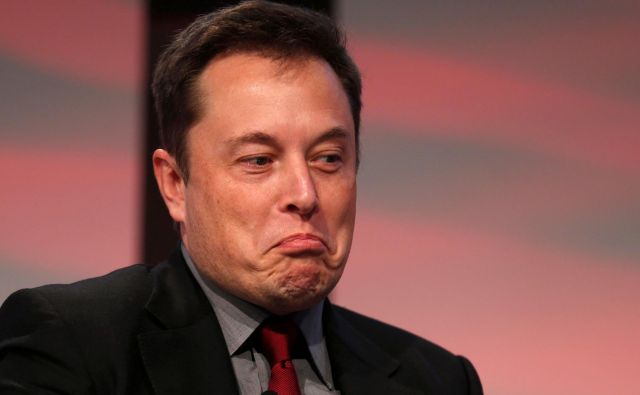 Elon Musk je pisanje <em>Financial Timesa</em> danes zanikal. »To ni res,« je bil kratek. FOTO: Reuters