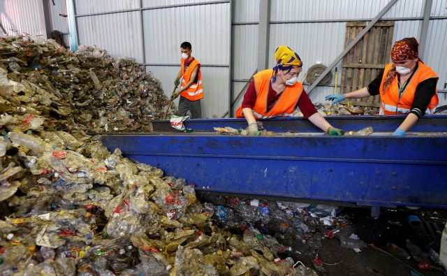 Na MOL resno razmišljajo o sežiganju mešanih komunalnih odpadkov, a pravijo, da to ne bo klasična sežigalnica. FOTO: Reuters