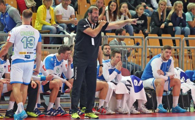 Veselin Vujović si v Estoniji obeta visoko zmago Slovenije. FOTO: Tadej Regent