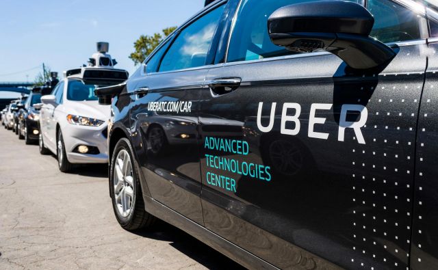 Uber s samovozečimi vozili znova želi na prave ceste. FOTO: Angelo Merendino/AFP