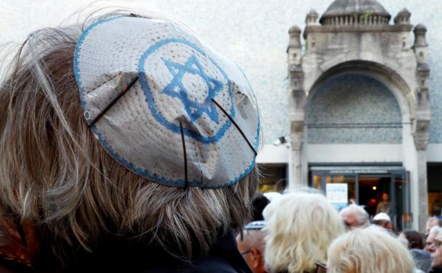 Nemški Judje se ukvarjajo z vprašanjem, kako zajeziti antisemitizem v državi. Foto Fabrizio Bensch/Reuters