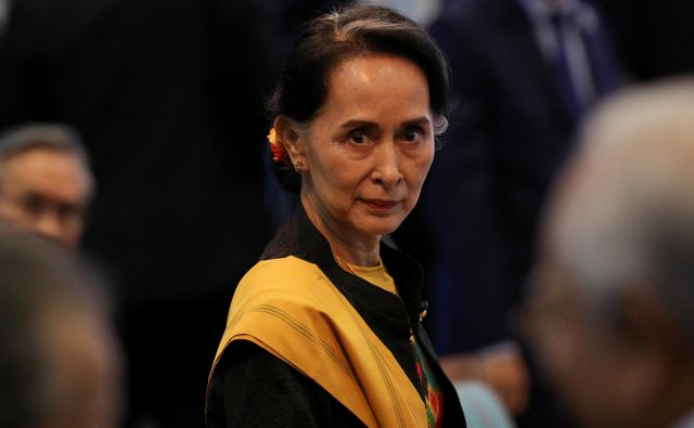 Aung San Su Či zavrača obtožbe o etničnem čiščenju v Burmi. FOTO: Reuters