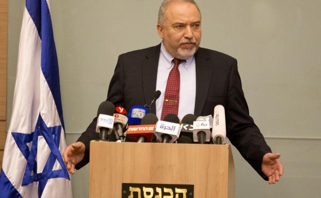 Liberman jeocenil, da je Izrael zadnje mesece sledil povsem napačni politiki. FOTO: Ariel Schalit/AP