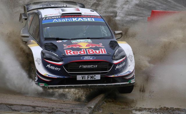 Sebastien Ogier je na zadnjih dveh dirkah iizničil 23 točk zaostanka. FOTO: Geoff Caddick/AFP