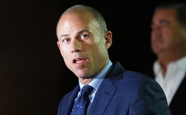 Avenatti se že mesece spogleduje z nominacijo za predsedniškega kandidata demokratske stranke. FOTO: Reuters 