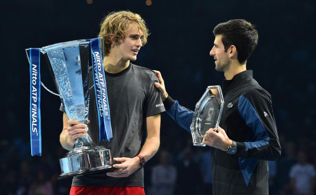 Prvi in četrti lopar sveta, Novak Đoković in Alexander Zverev. FOTO: Glyn Kirk/AFP