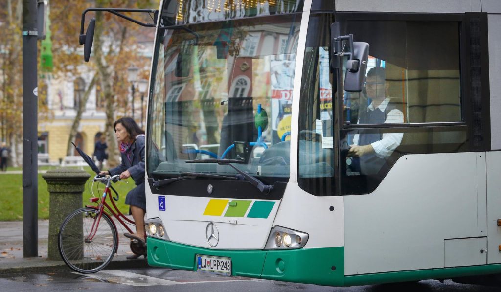 Ljubljana ima slabši in dražji javni prevoz kot Dunaj