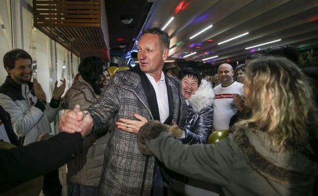 Med odmevnejšimi porazi sta poraza županov Kopra in Nove Gorice. FOTO: Jože Suhadolnik/Delo