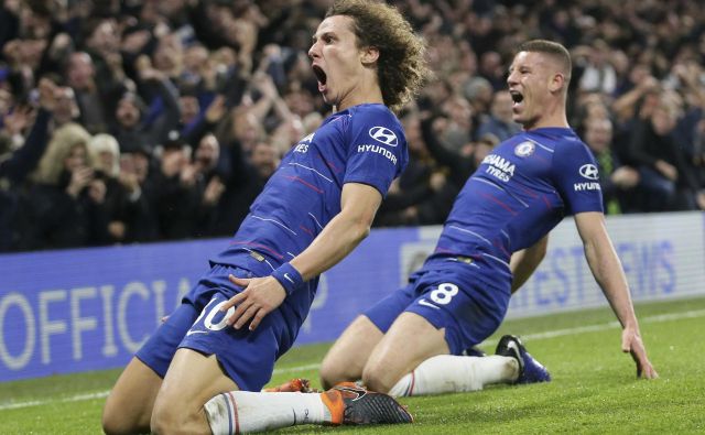 David Luiz je dokončno zapečatil usodo Cityja. FOTO: Tim Ireland/AP