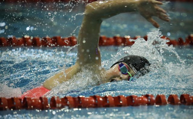 Katja Fain je državni rekord po skoraj desetletju in pol iztrgala Sari Isaković iz rok. FOTO: Uroš Hočevar/Delo