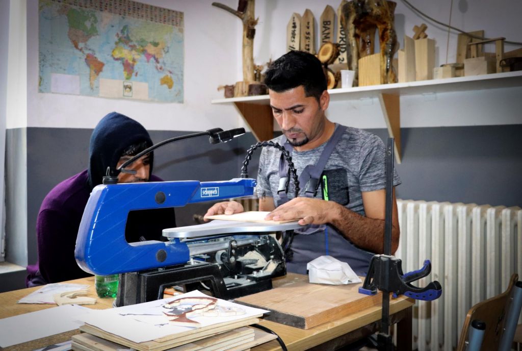 FOTO:Migrant – popotnik, ki potrebuje spremstvo in zaščito