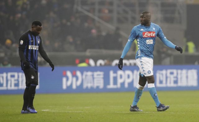 Kalidou Koulibaly je bil tarča rasističnih izpadov Interjevih navijačev. FOTO: Luca Bruno/AP