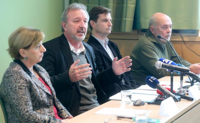 Ljudmila Novak, Milan Balažic,Jurij Kočar in Anton Komat so opozarjali na tone nevarnih odpadkov. FOTO: Marko Feist/Delo