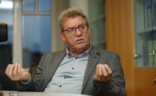 Igor Kaučič, profesor ustavnega prava ljubljanske pravne fakultete, je zagovornik poenostavitve volitev. FOTO: Leon Vidic/Delo