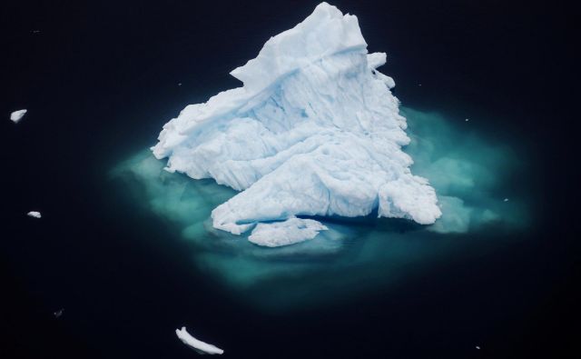 Led na Grenlandiji se tali vse hitreje. FOTO: Lucas Jackson/Reuters