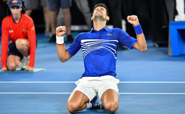 Novak Đoković si je konkurenco v Melbournu pokoril že sedmič. FOTO: Saeed Khan/AFP