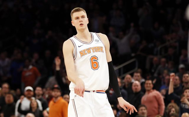 Kristaps Porzingis bo oblekel dres Dallasa. FOTO: Adam Hunger - USA Today Sports via Reuters