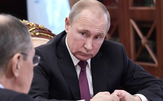 Ruski predsednik Vladimir Putin je danes sporočil, da Rusija prekinja sodelovanje v sporazumu. Photo: Reuters