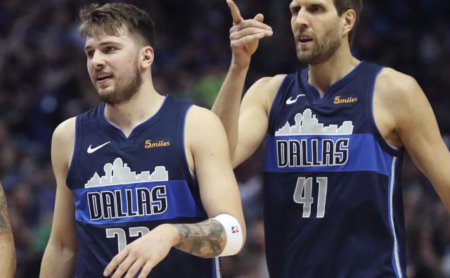 Dirk Nowitzki tokrat Dončiću ni bil v pomoč, ostal je brez točke. FOTO: Reuters