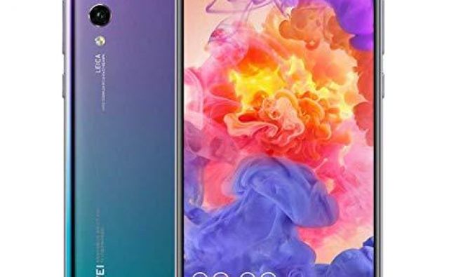 Še pred nekaj leti bi se ob ceni tisoč evrov, kolikor mate 20 pro stane v maloprodaji, zgražali malodane vsi potrošniki. FOTO: Huawei