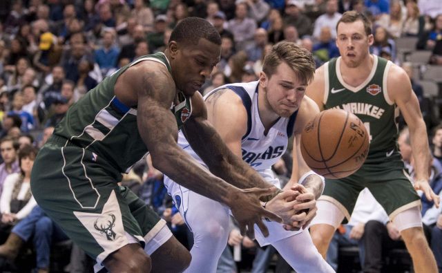 Luka Dončić je bil vnovič najboljši strelec Dallasa. FOTO: Jerome Miron/Reuters