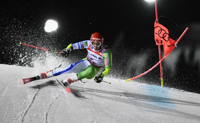 Žan Kranjec je smučal zbrano, suvereno in napadalno, kar je zadostovalo za peto mesto. FOTO: Fabrice Coffrini/AFP