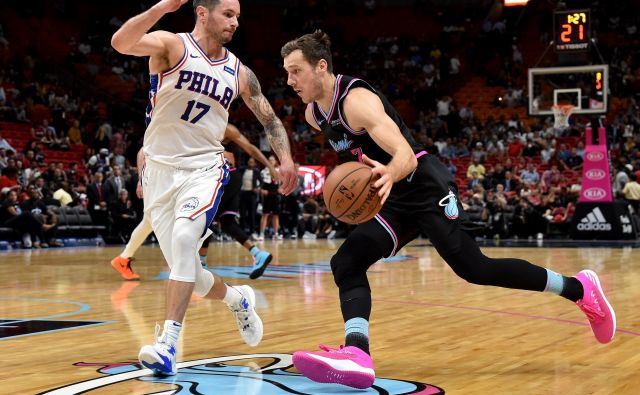 Goran Dragić se počasi vrača v košarkarske ritme in po poškodbi kolena trenira. Morda bo konec marca nared za slovenski spektakel v Miamiju. FOTO: USA TODAY Sports