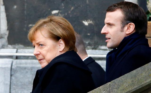 Danes se bosta v Parizu srečala kanclerka Angela Merkel in francoski predsednik Emmanuel Macron. Foto: Reuters