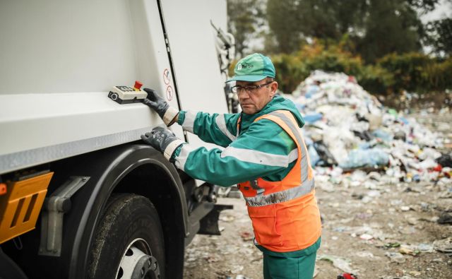 Stroitve se dražijo tudi pri Snagi. Foto Uroš Hočevar