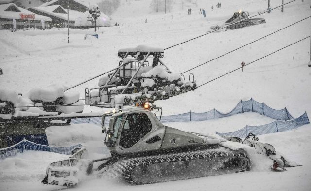 Narava je bila zadnje dni neusmiljena. FOTO: Aleksandr Nemenov/AFP