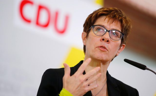 Annegret Kramp-Karrenbauer jasno zavrača velik del evropskih predlogov francoskega predsednika Emmanuela Macrona. Foto: Axel Schmidt/Reuters