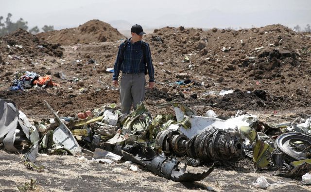 V letalski nesreči so umrli vsi potniki. FOTO: Reuters