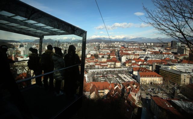 V Ljubljani cene nepremičnin dosegajo rekordne vrednosti. Do kdaj še? FOTO: Jure Eržen