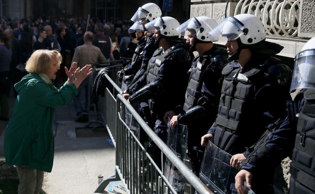 Običajni ljudje v Srbiji se počutijo vse bolj nemočne in preslišane. FOTO: AFP